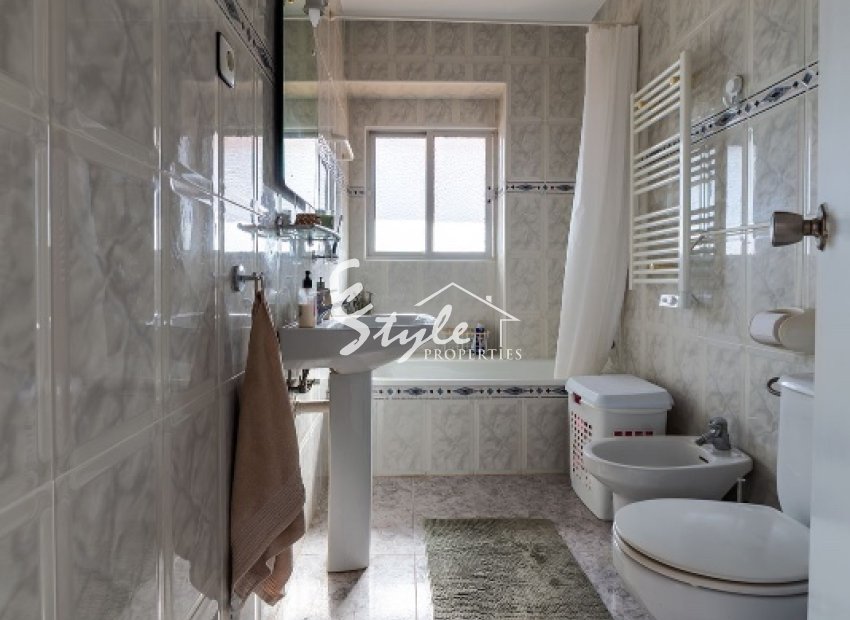 Resale - Apartment - Punta Prima