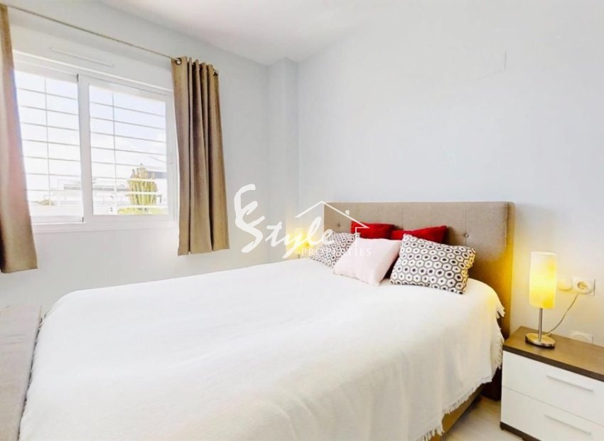 Resale - Apartment - Punta Prima