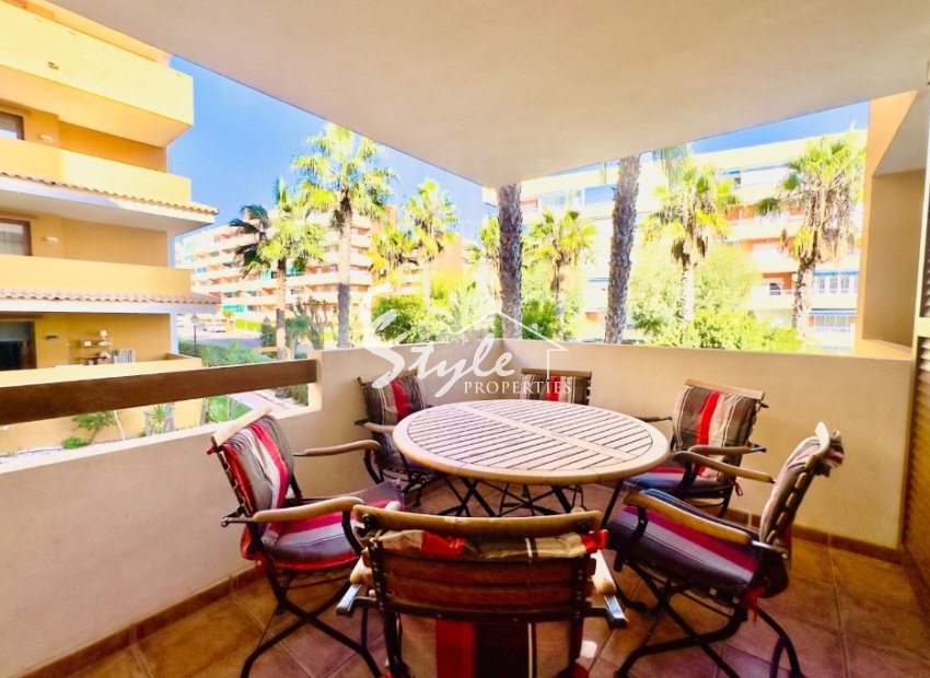 Resale - Apartment - Punta Prima