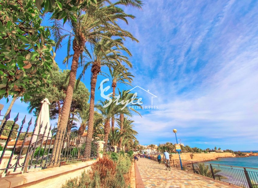 Resale - Apartment - Punta Prima