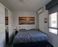 Resale - Apartment - Torrevieja - Acequion