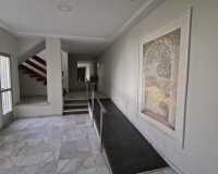 Resale - Apartment - Torrevieja - Acequion