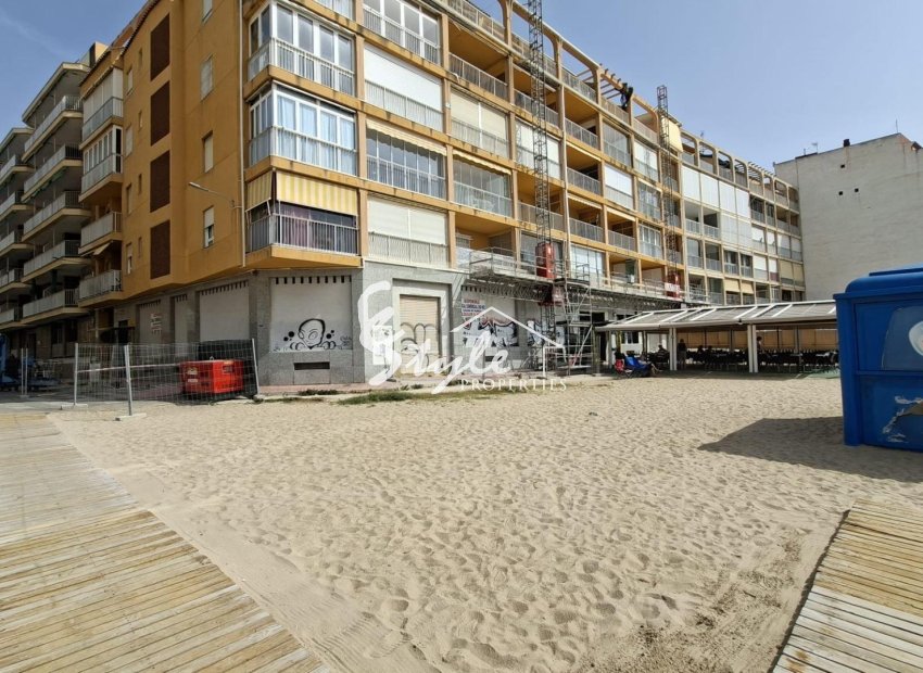 Resale - Apartment - Torrevieja - Acequion