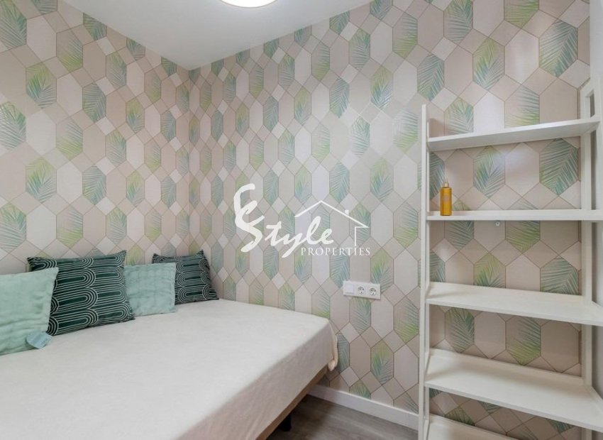 Resale - Apartment - Torrevieja - Cabo Cervera