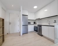 Resale - Apartment - Torrevieja - calle Puerto Romano