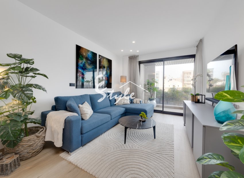 Resale - Apartment - Torrevieja - calle San Juan -la Mata