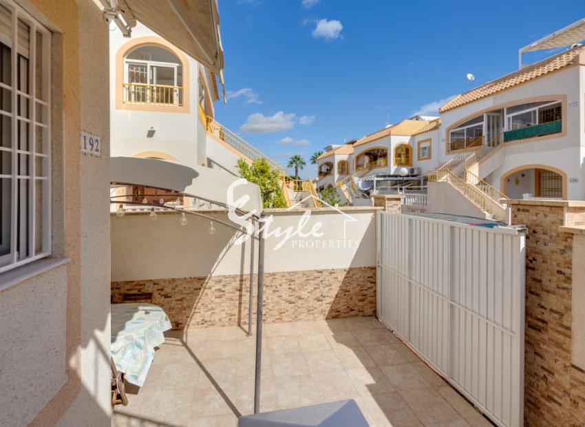 Resale - Apartment - Torrevieja - calle VICTOR GARCIA VILLALGORDO