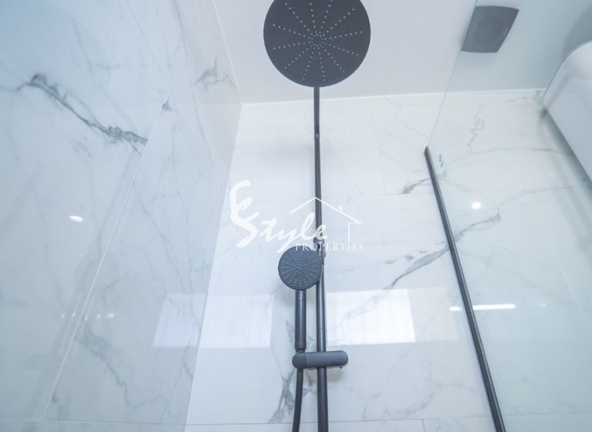 Resale - Apartment - Torrevieja - La Veleta