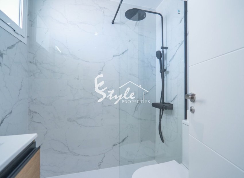 Resale - Apartment - Torrevieja - La Veleta