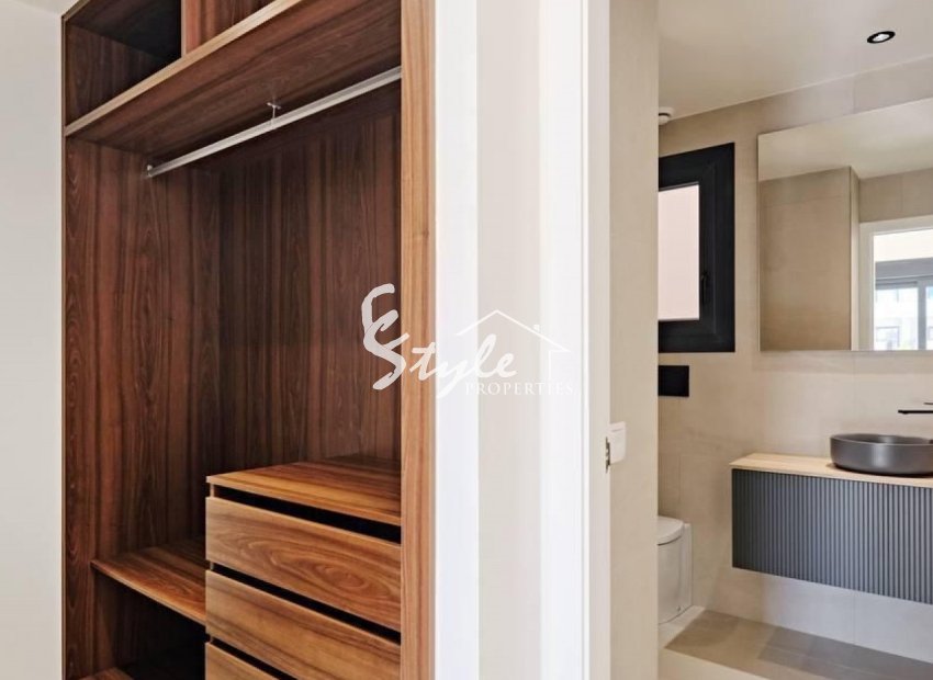 Resale - Apartment - Torrevieja - La Veleta