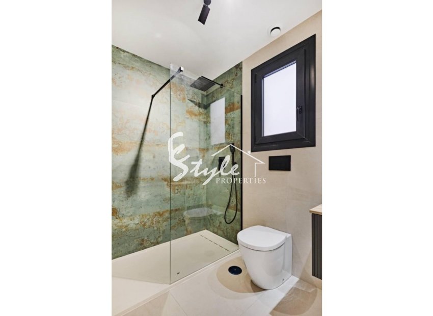 Resale - Apartment - Torrevieja - La Veleta