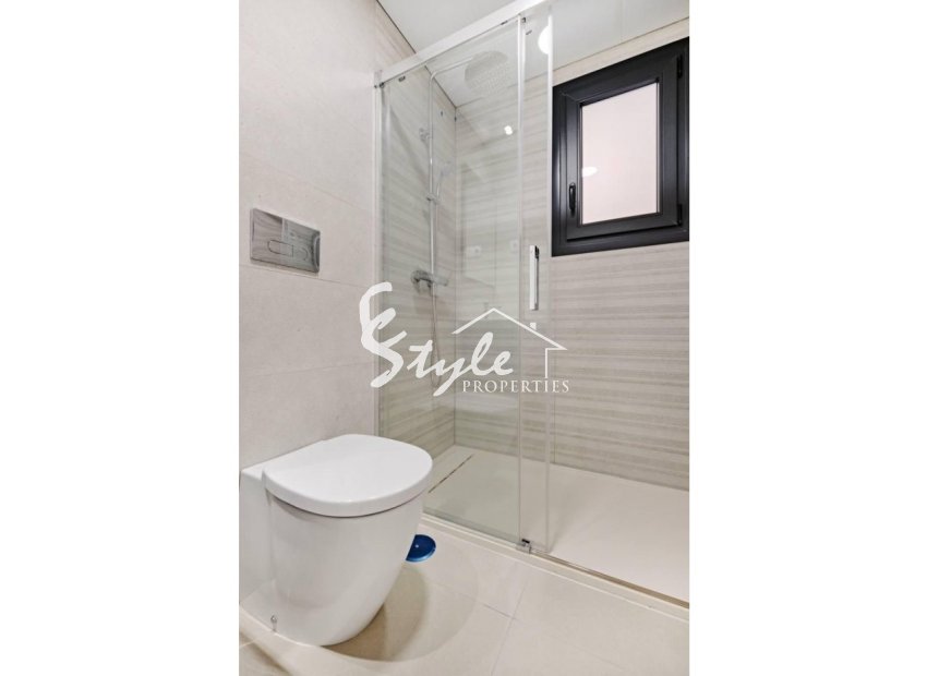 Resale - Apartment - Torrevieja - La Veleta