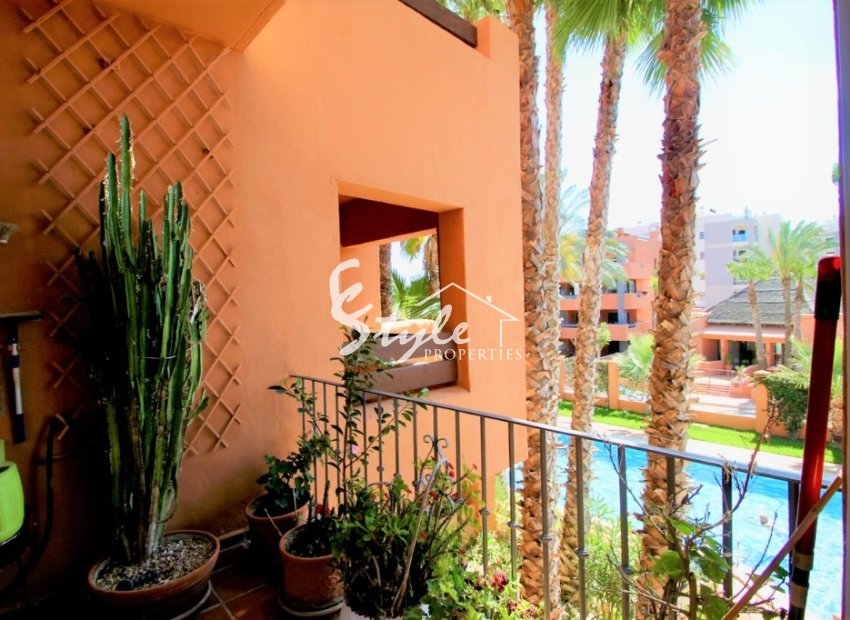 Resale - Apartment - Villamartin