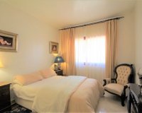 Resale - Apartment - Villamartin