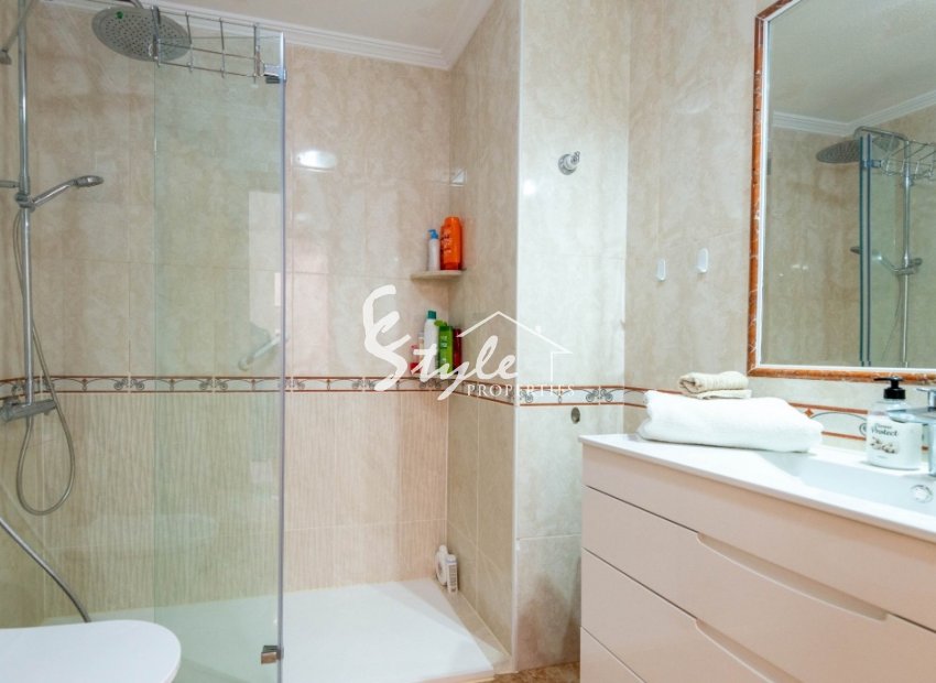 Resale - Apartment - Villamartin