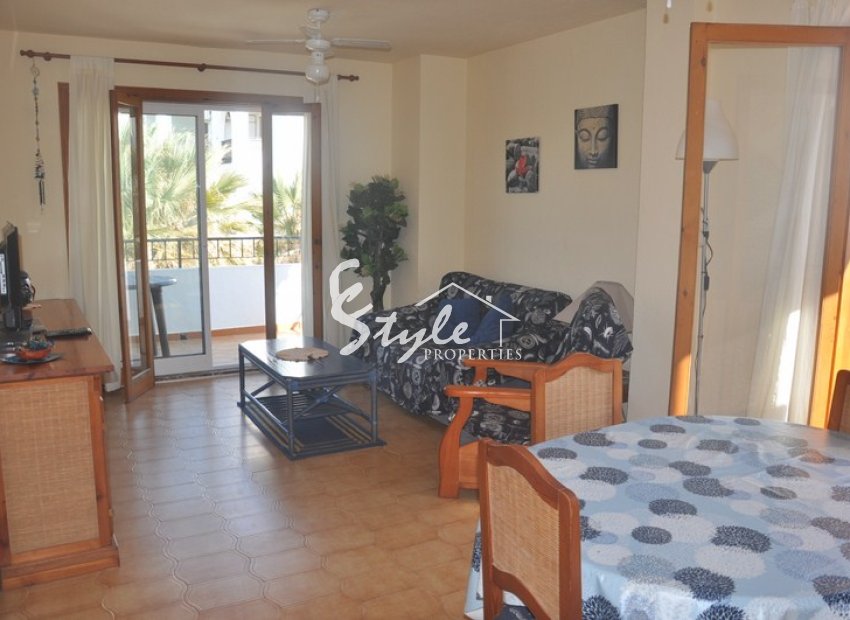 Resale - Apartment - Villamartin
