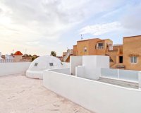 Resale - Bungalow - Orihuela Costa  - Playa Flamenca