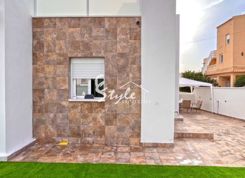 Resale - Bungalow - Orihuela Costa  - Playa Flamenca