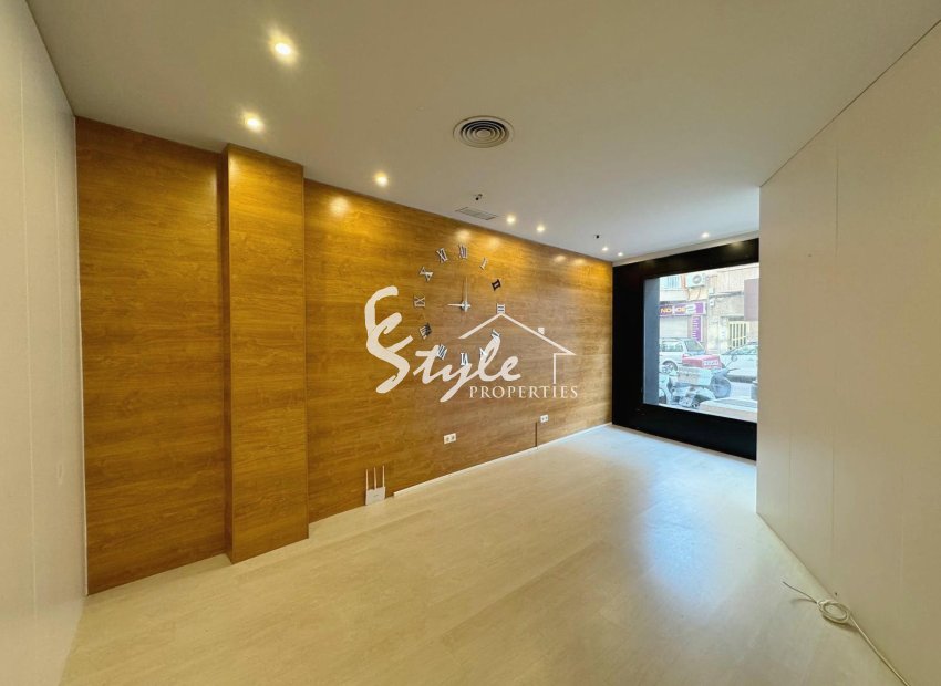 Resale - Commercial premises / Commercial unit / Retail space - Guardamar del Segura - Guardamar del Seguras*