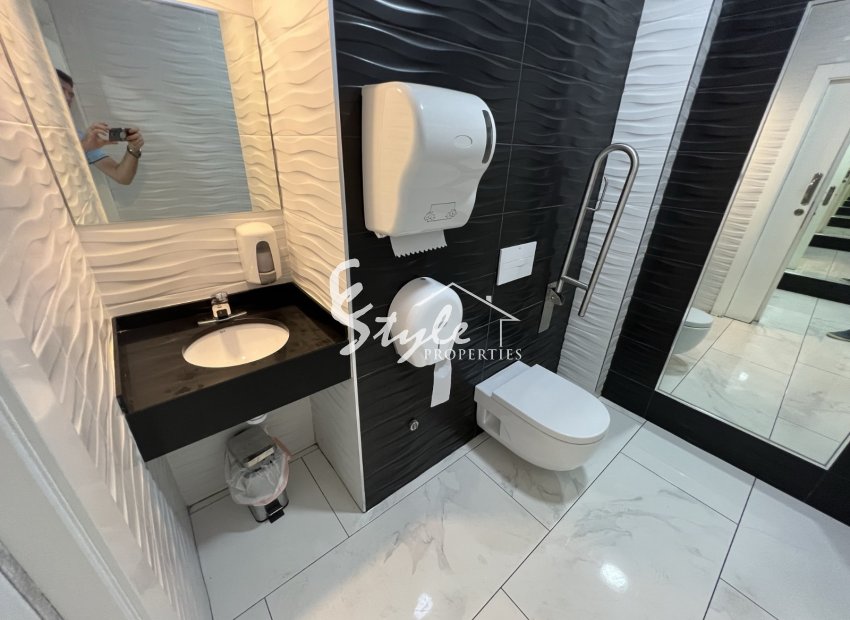 Resale - Commercial - Torrevieja - Costa Blanca Sur
