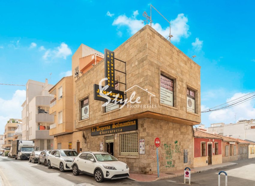 Resale - Commercial - Torrevieja - Paseo maritimo