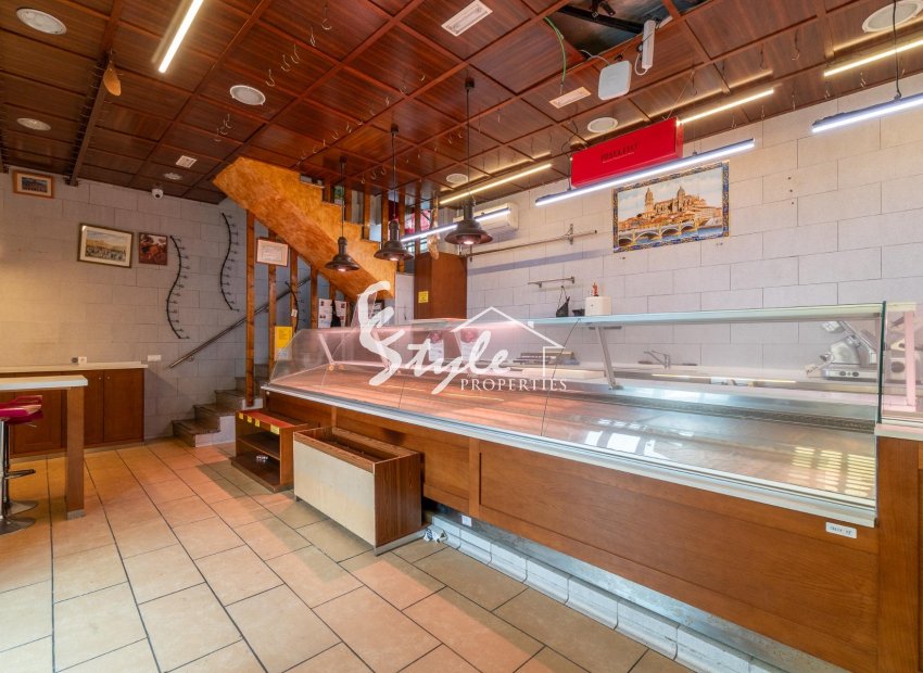 Resale - Commercial - Torrevieja - Paseo maritimo