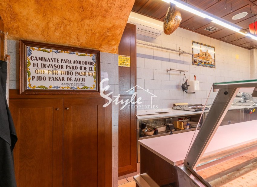 Resale - Commercial - Torrevieja - Paseo maritimo