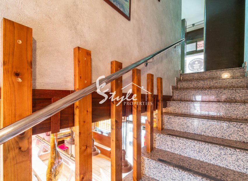 Resale - Commercial - Torrevieja - Paseo maritimo