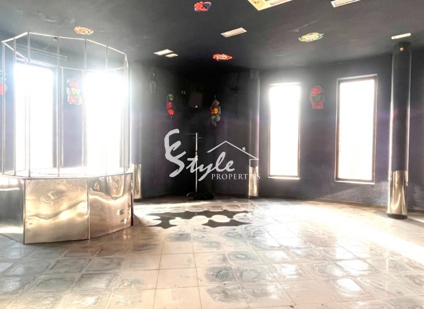 Resale - Commercial - Torrevieja - Playa del Cura
