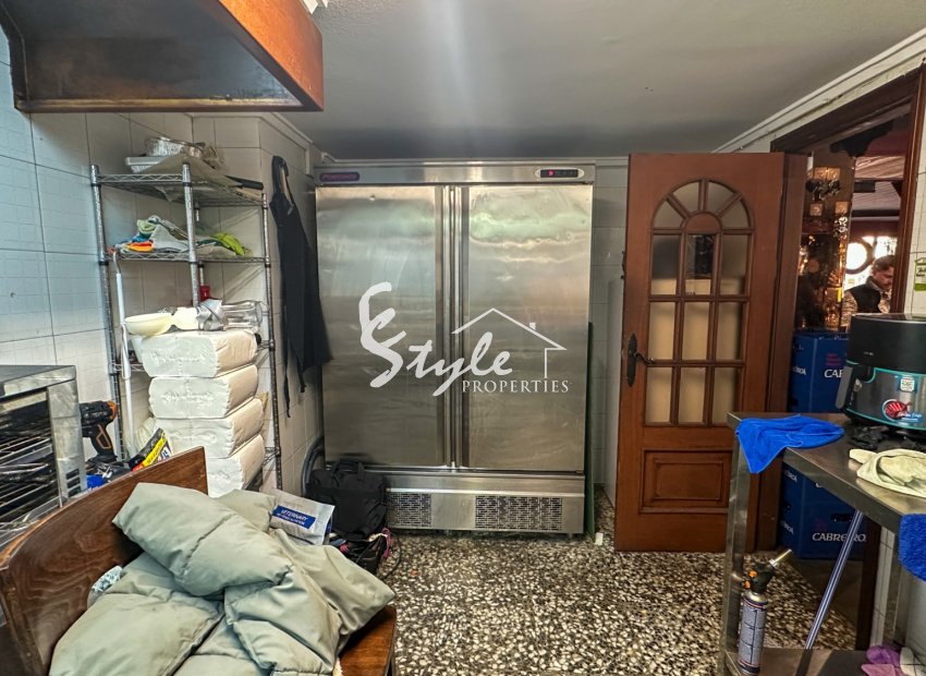Resale - Commercial - Torrevieja - Playa del Cura