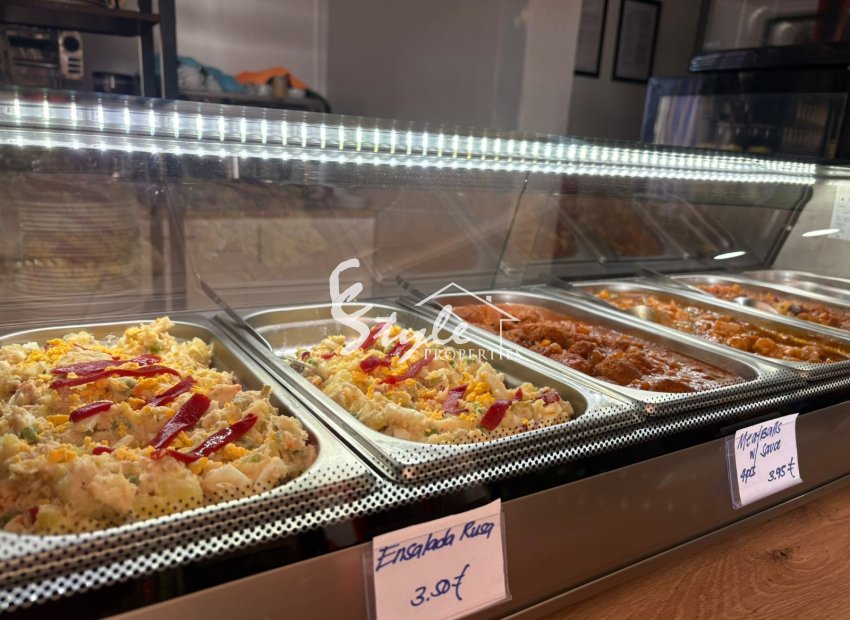 Resale - Commercial - Torrevieja - Puerto