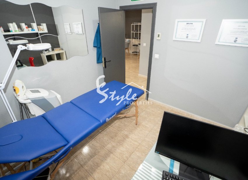 Resale - Commercial - Torrevieja