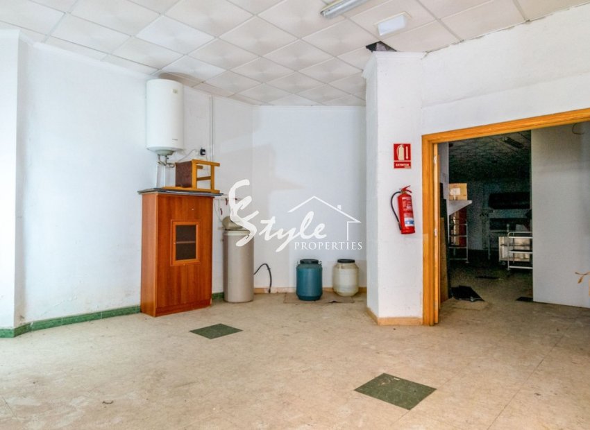 Resale - Commercial - Torrevieja