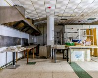 Resale - Commercial - Torrevieja