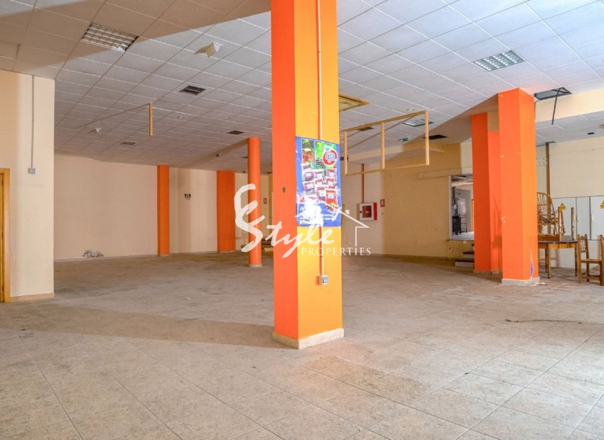 Resale - Commercial - Torrevieja