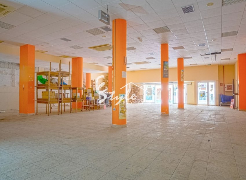 Resale - Commercial - Torrevieja
