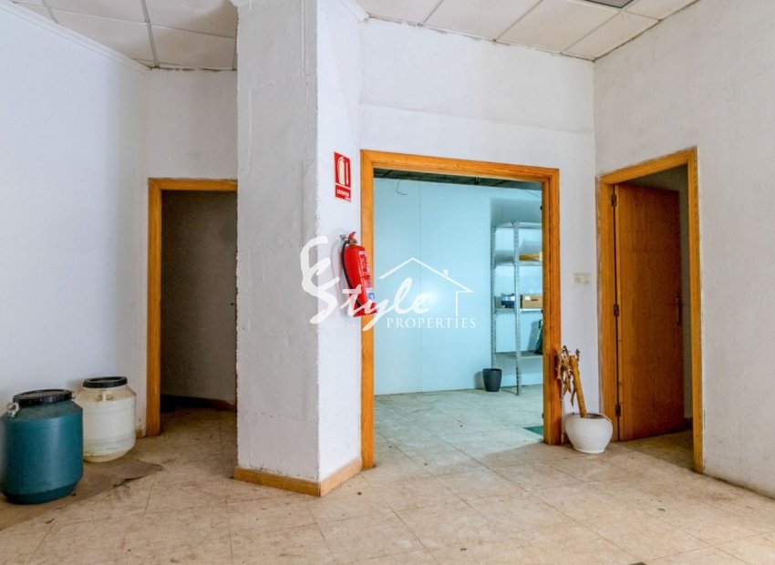 Resale - Commercial - Torrevieja
