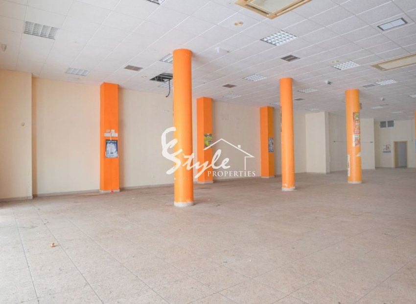 Resale - Commercial - Torrevieja