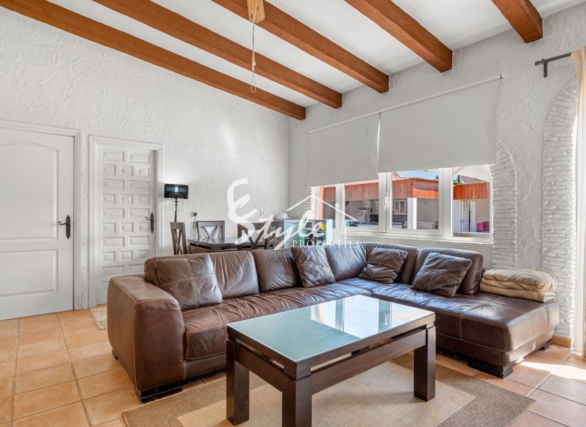 Resale - Country estate - Almoradi - Las heredades