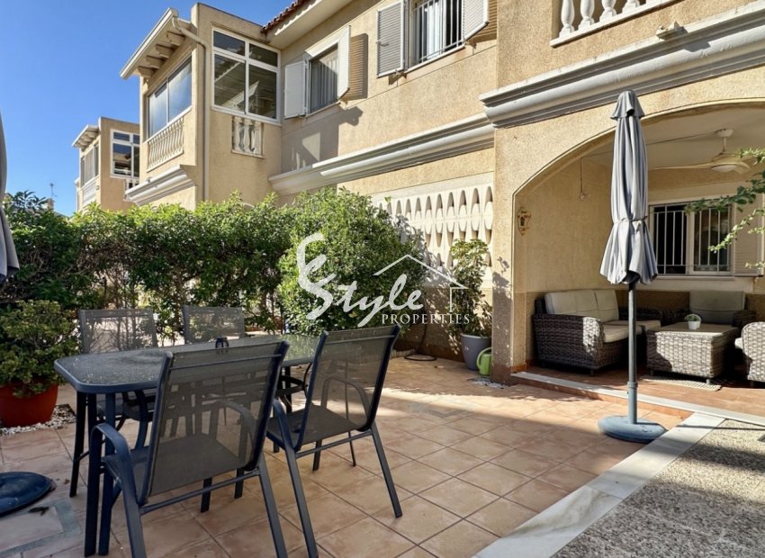 Resale - Duplex - Orihuela Costa  - Playa Flamenca