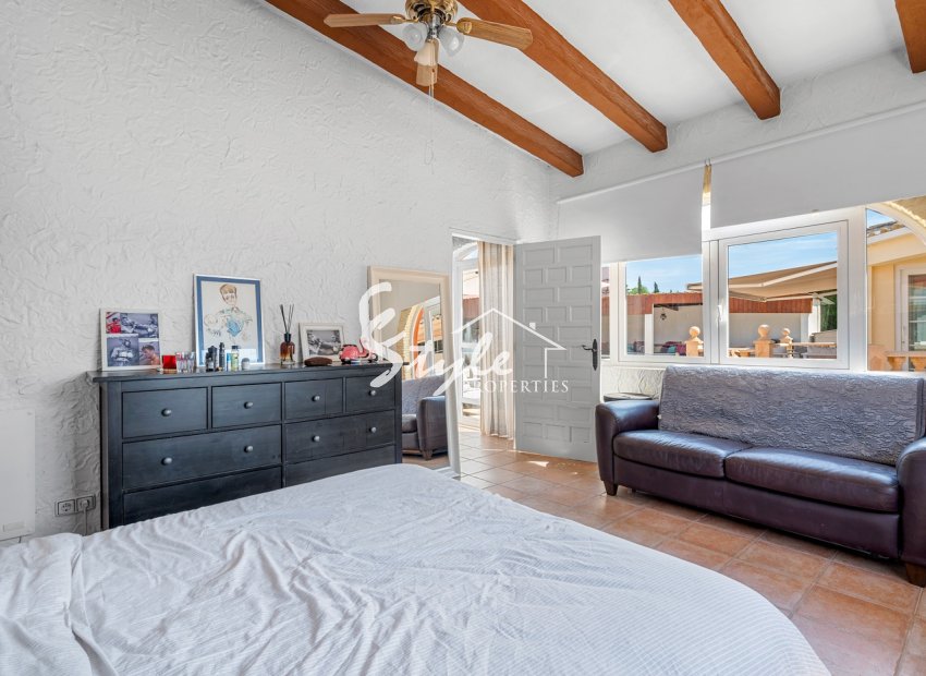 Resale - Finca Country Property - Almoradi - Las heredades