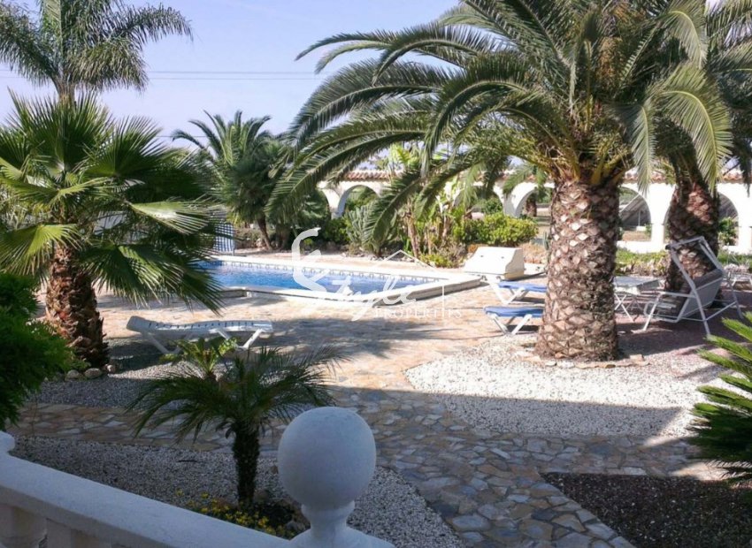 Resale - Finca Country Property - Daya Vieja