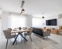 Resale - Flat - Orihuela Costa  - Punta Prima