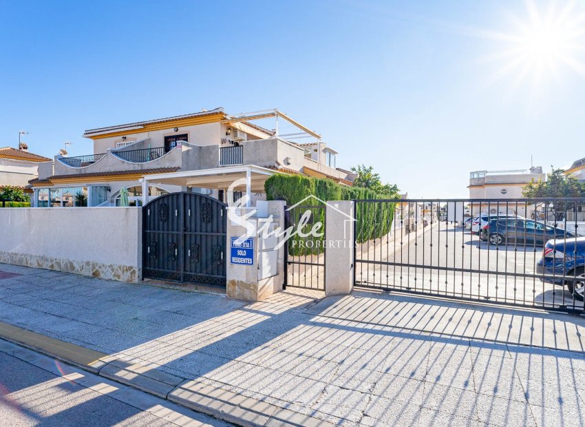 Resale - Quad House - Orihuela Costa  - Playa Flamenca
