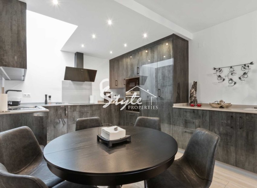 Resale - Quad House - Torrevieja