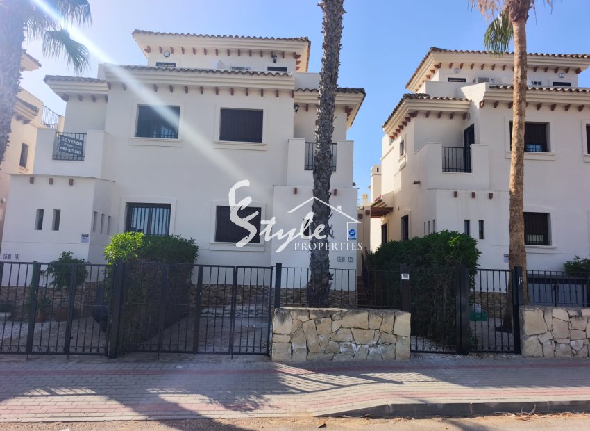 Resale - Semi-Detached Villa - Algorfa - La Finca Golf Resort