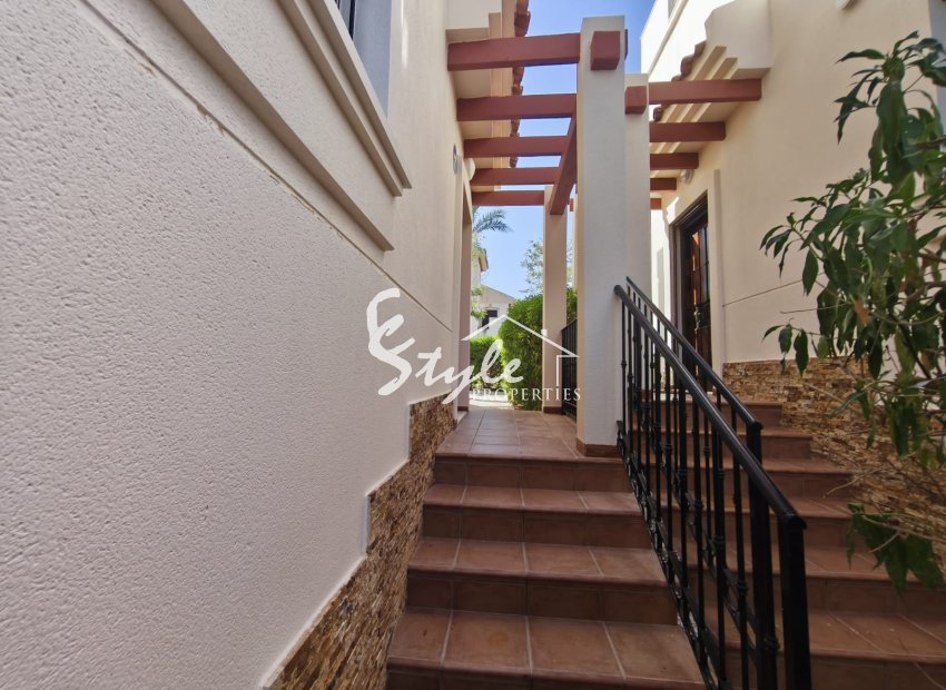 Resale - Semi-Detached Villa - Algorfa - La Finca Golf Resort