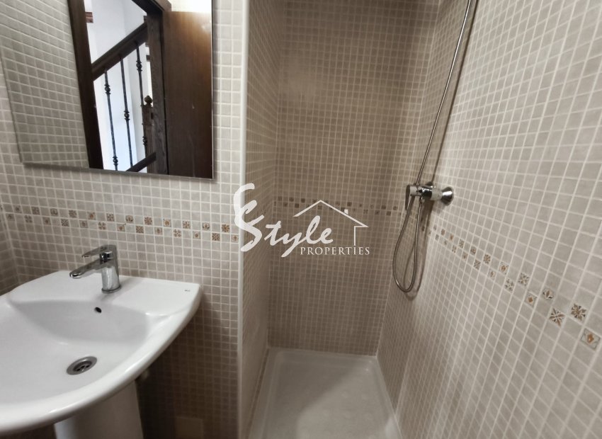 Resale - Semi-Detached Villa - Algorfa - La Finca Golf Resort