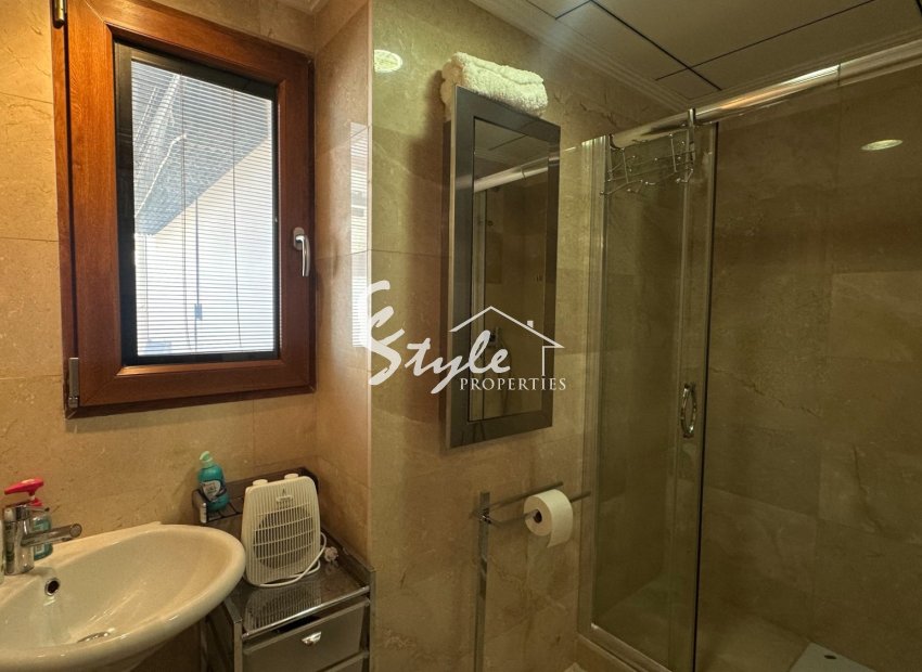 Resale - Semi-Detached Villa - Algorfa - La Finca Golf Resort