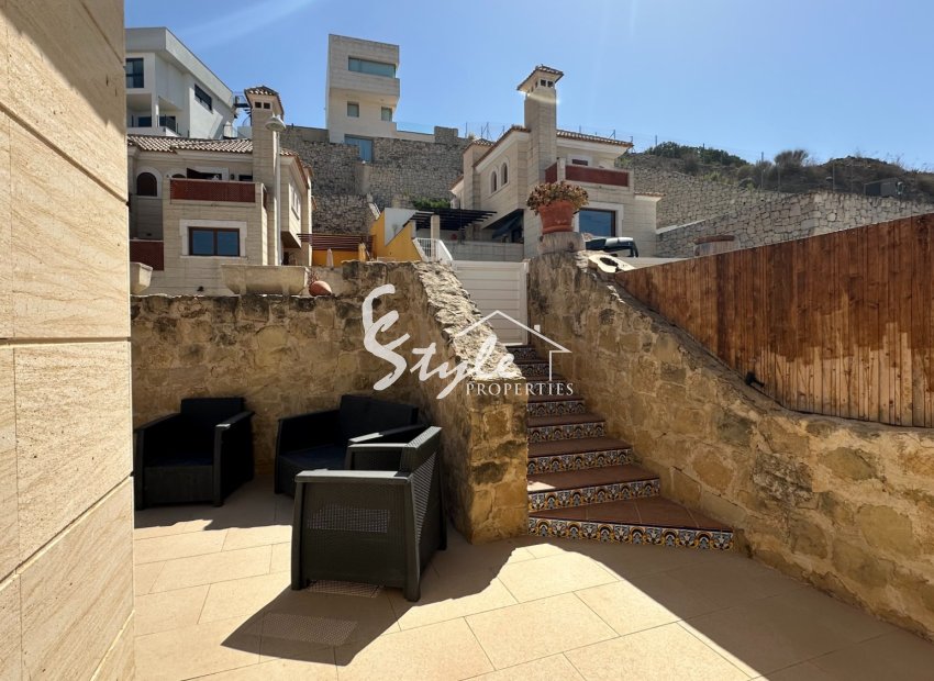 Resale - Semi-Detached Villa - Algorfa - La Finca Golf Resort